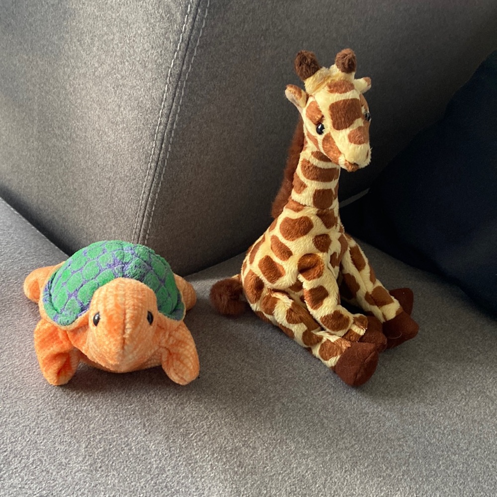 TY Beanie Babies Peekaboo and Jumpshot